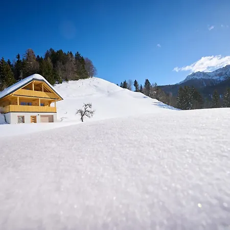 Vikendica Osojnik - Alpine Escape With Wellness *