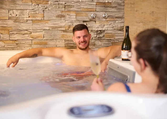 Vakantiehuis Osojnik - Alpine Escape With Wellness